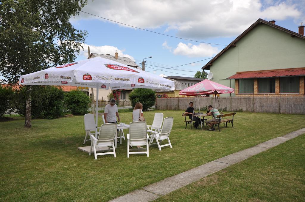 Kalcit Tourist Motel Белапатфалва Екстериор снимка